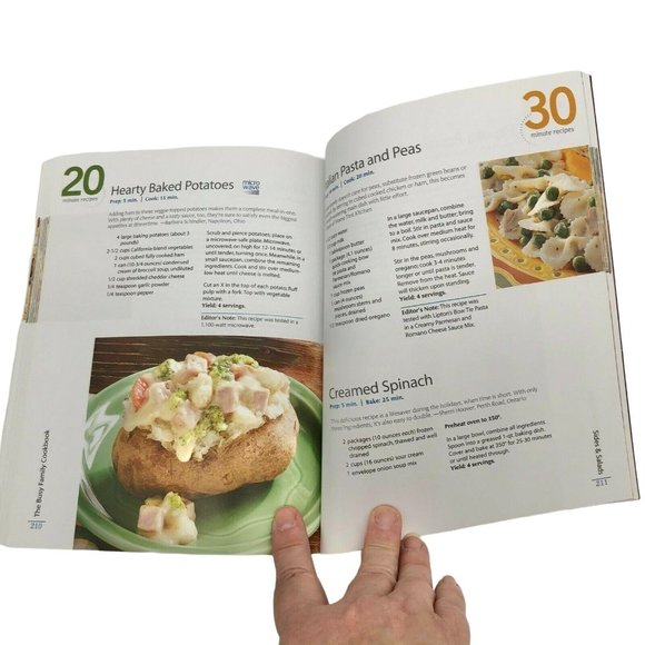 The Busy Family Cookbook : 370 Recipes for Weeknight Dinners 2008 - Picture 7 of 9